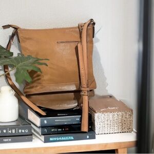 ISAAC Mizhari Leather Handbag